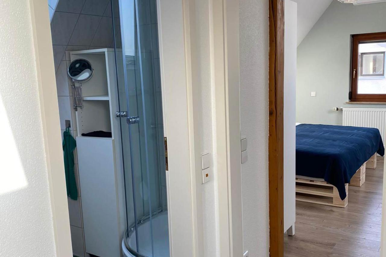 Gemuetliche 2 Zimmerwohnung Mit Tv Und Wlan Wendlingen am Neckar Luaran gambar